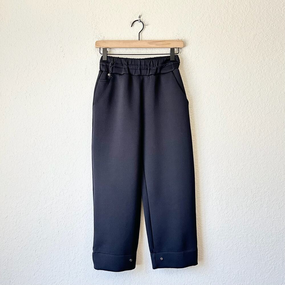 A DAY Trouser Pants Black MR Straight Leg Capri Stretch Minimalist